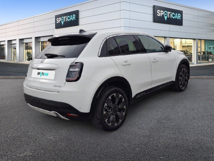 Fiat 600 1.2 Hybrid 100ch DCT6 La Prima