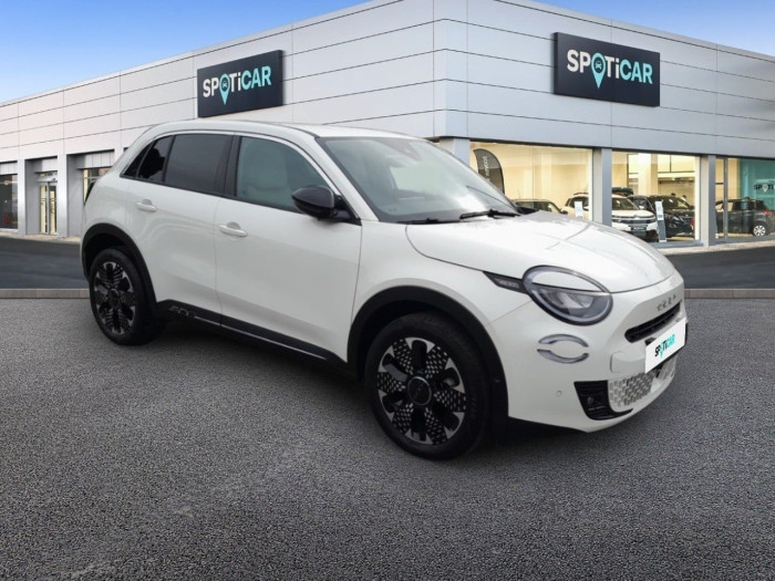 Fiat 600 1.2 Hybrid 100ch DCT6 La Prima