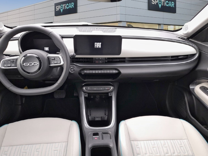 Fiat 600 1.2 Hybrid 100ch DCT6 La Prima