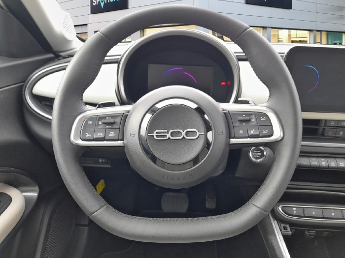 Fiat 600 1.2 Hybrid 100ch DCT6 La Prima