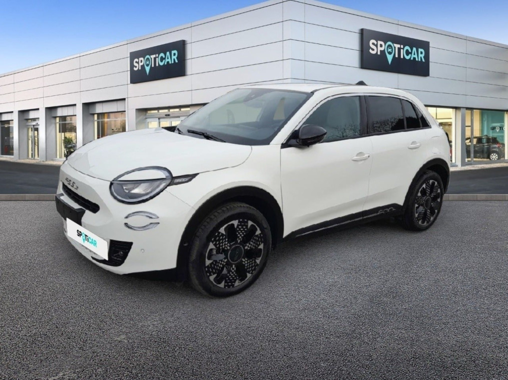 Fiat 600 1.2 Hybrid 100ch DCT6 La Prima