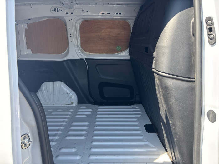 Peugeot PARTNER FOURGON ELECTRIQUE E-PARTNER FOURGON M 800 KG 136 CH BATTERIE 50 KWH