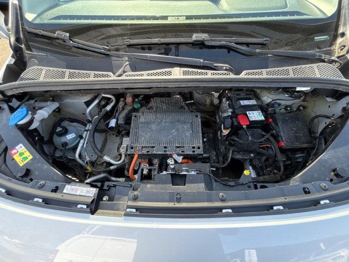 Peugeot PARTNER FOURGON ELECTRIQUE E-PARTNER FOURGON M 800 KG 136 CH BATTERIE 50 KWH