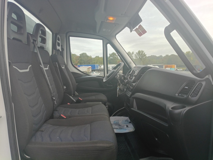 IVECO Daily CCb 35C16H3.0 empattement 3750