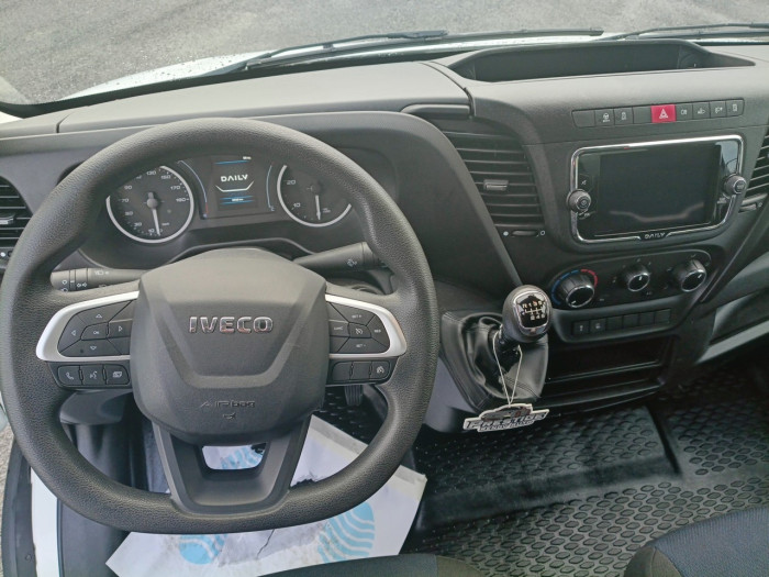 IVECO Daily CCb 35C16H3.0 empattement 3750