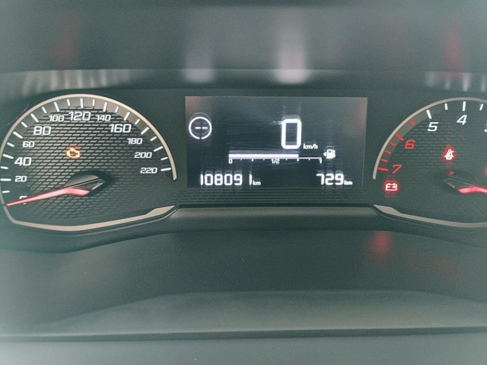 Peugeot 2008 BlueHDi 110 S&S BVM6 Active