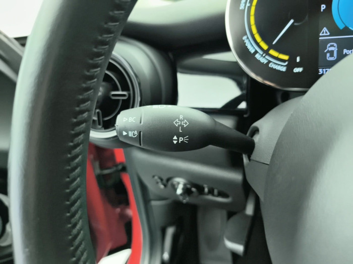 MINI HATCH 3 PORTES ELECTRIC F56 BEV LCI Cooper SE 184 ch Edition Camden