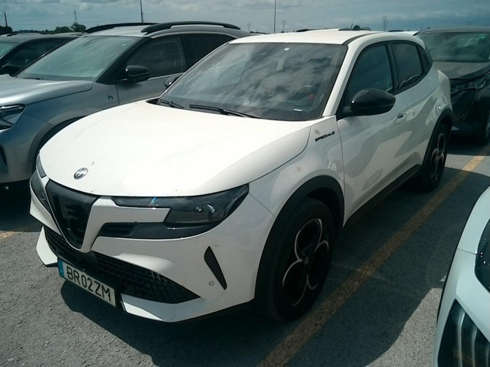 Alfa Romeo JUNIOR Nouveau 1.2 Ibrida 136 ch eDCT6 Speciale