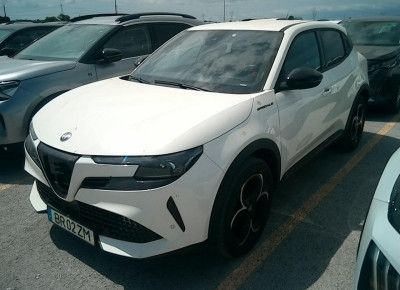 Alfa Romeo JUNIOR Nouveau 1.2 Ibrida 136 ch eDCT6 Speciale
