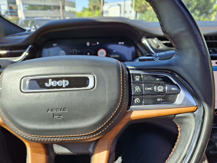 Jeep GRAND CHEROKEE 4xe 2.0 T 380 ch PHEV 4x4 BVA8 Summit Reserve