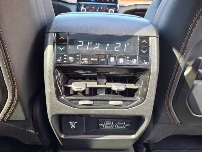 Jeep GRAND CHEROKEE 4xe 2.0 T 380 ch PHEV 4x4 BVA8 Summit Reserve