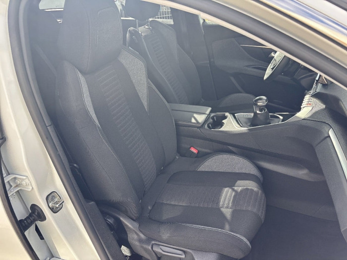 Peugeot 3008 BUSINESS Puretech 130ch S&S BVM6 Active Business