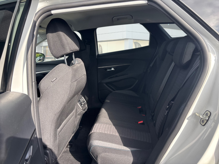 Peugeot 3008 BUSINESS Puretech 130ch S&S BVM6 Active Business