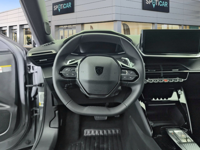 Peugeot 2008 Nouveau Hybrid 145 e-DCS6 Allure