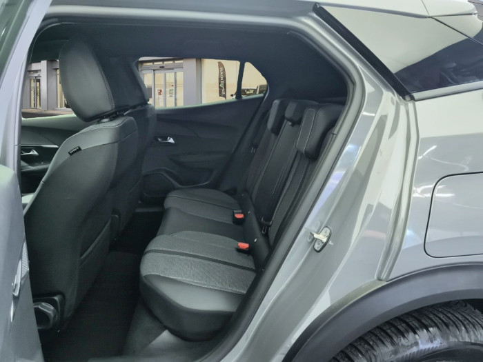 Peugeot 2008 Nouveau Hybrid 145 e-DCS6 Allure