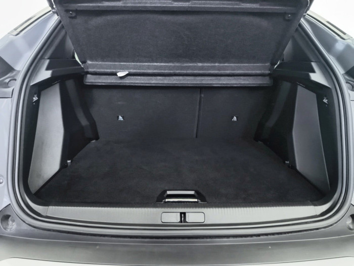 Peugeot 2008 Nouveau Hybrid 145 e-DCS6 Allure