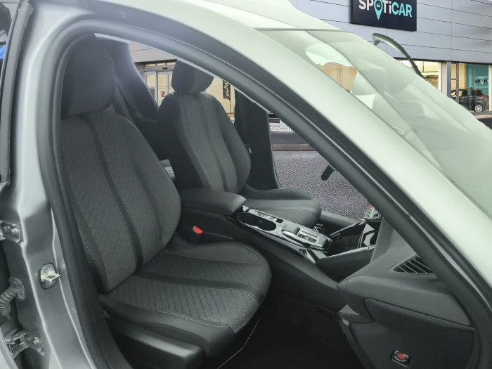 Peugeot 208 Nouvelle Hybrid 110 ch e-DCS6 Allure