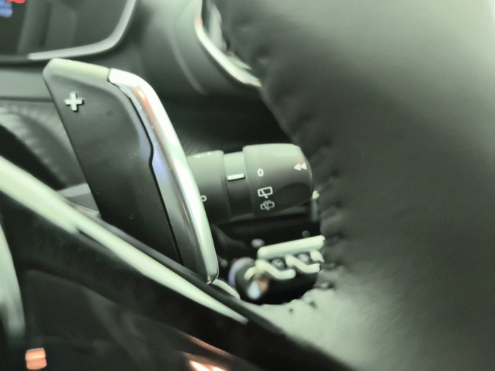 Peugeot 208 Nouvelle Hybrid 110 ch e-DCS6 Allure