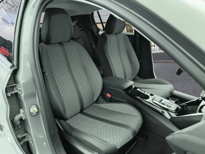 Peugeot 208 Nouvelle Hybrid 110 ch e-DCS6 Allure