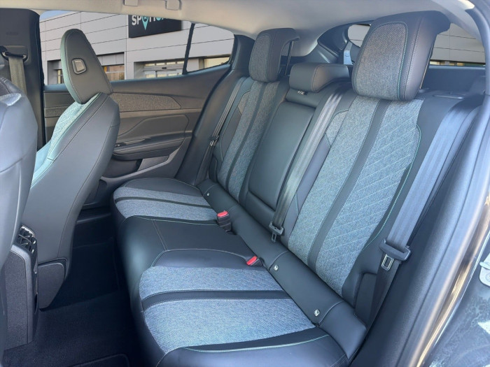 Peugeot 408 PureTech 130 ch S&S EAT8 Allure Pack
