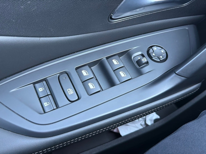 Peugeot 408 PureTech 130 ch S&S EAT8 Allure Pack