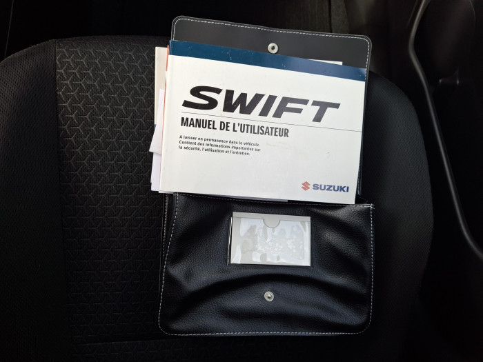 Suzuki Swift 1.2 Dualjet Hybrid Auto (CVT) Privilège