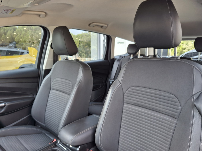 Ford Kuga 2.0 TDCi 150 S&S 4x4 Powershift Titanium