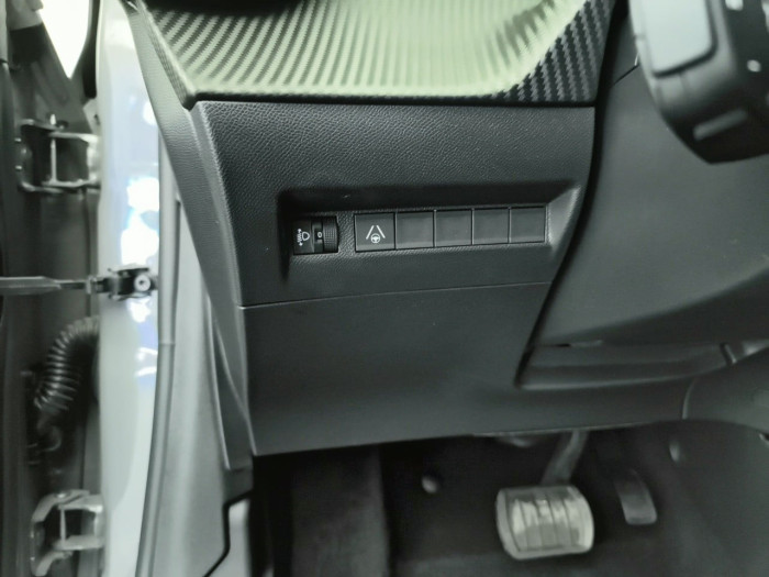 Peugeot 208 Nouvelle Hybrid 145 ch e-DCS6 Allure