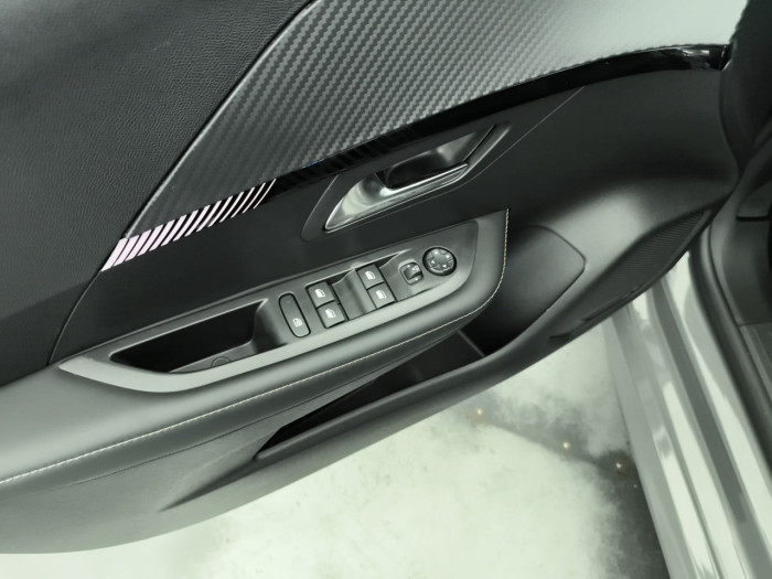Peugeot 208 Nouvelle Hybrid 145 ch e-DCS6 Allure
