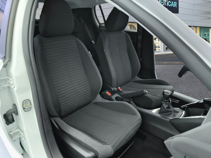 Peugeot 208 PureTech 100 S&S BVM6 Style
