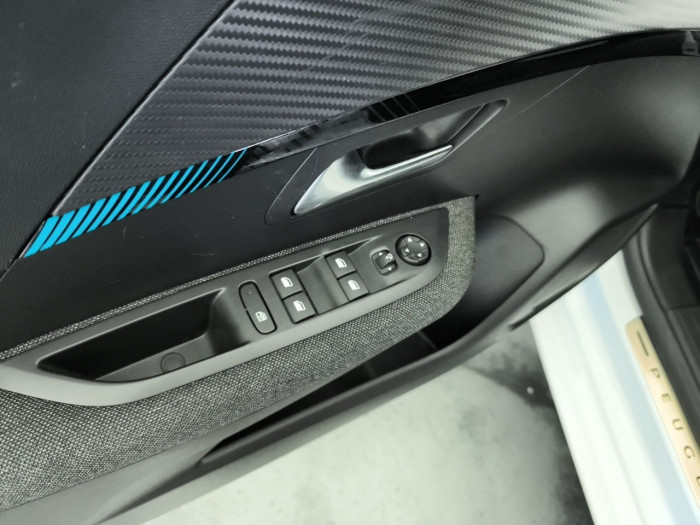 Peugeot 208 PureTech 100 S&S BVM6 Style