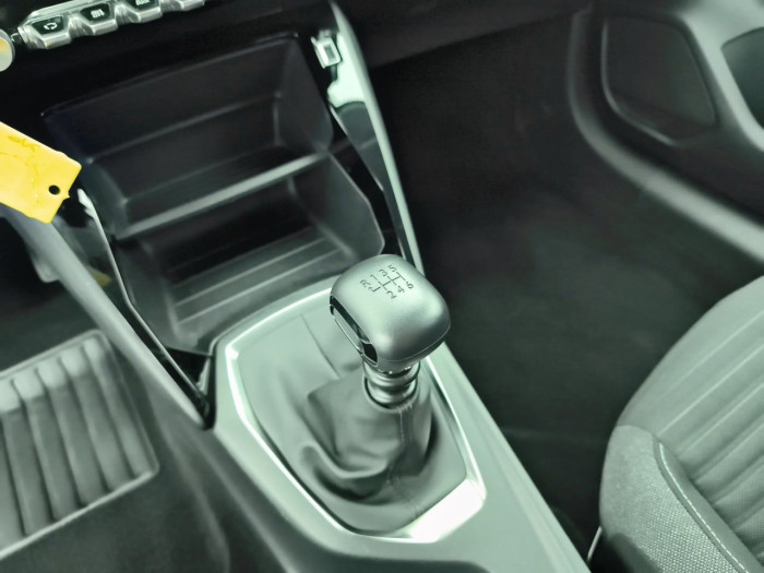 Peugeot 208 PureTech 100 S&S BVM6 Style