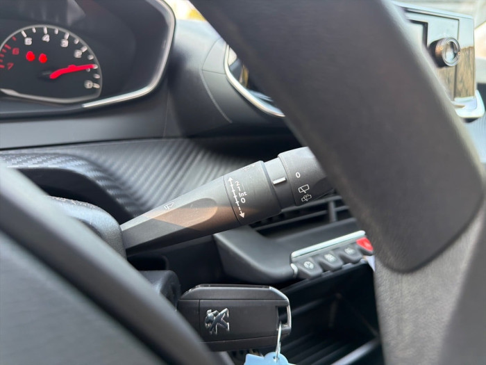 Peugeot 208 PureTech 75 S&S BVM5 Active