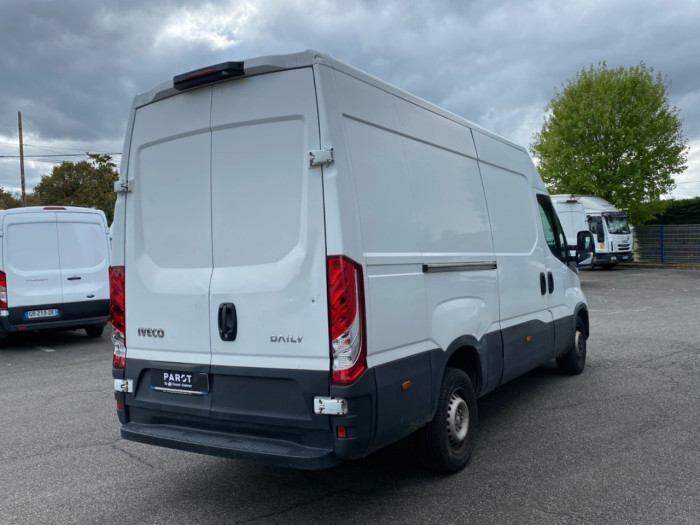 IVECO Daily 35S Fg 35S14 SV12
