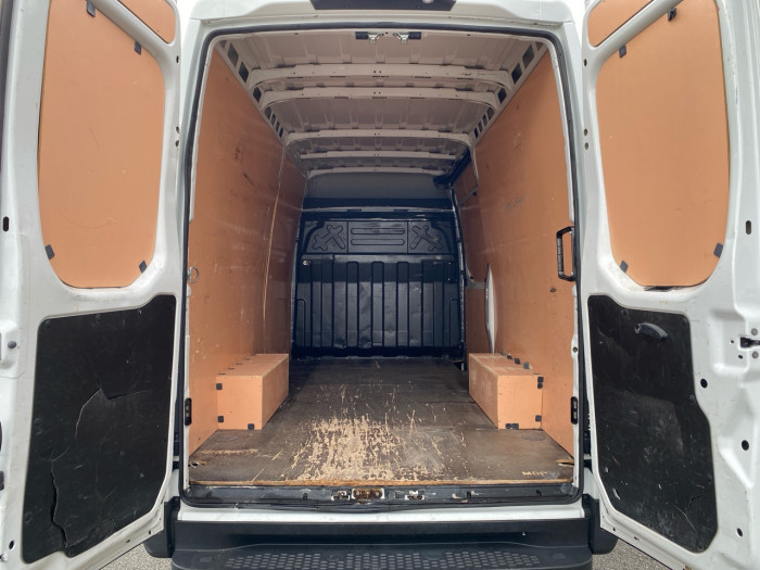 IVECO Daily 35S Fg 35S14 V12