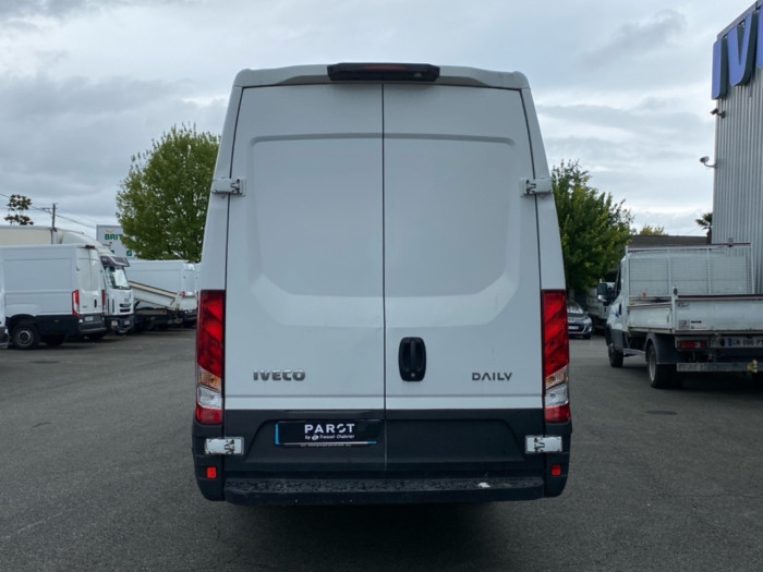IVECO Daily 35S Fg 35S14 V16