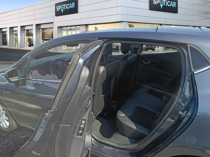 Renault CLIO IV TCe 90 E6C Intens