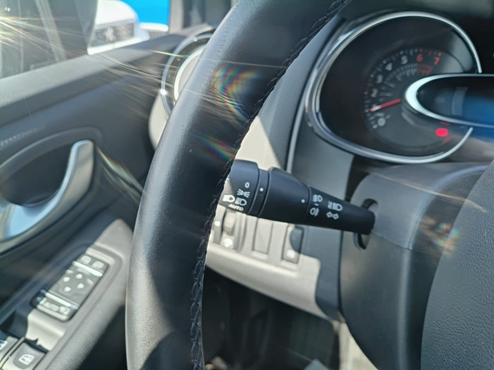 Renault CLIO IV TCe 90 E6C Intens