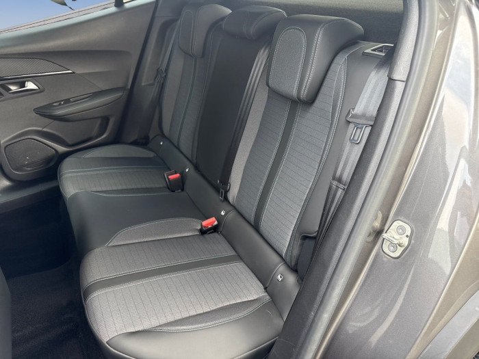 Peugeot 2008 PureTech 100 S&S BVM6 Allure