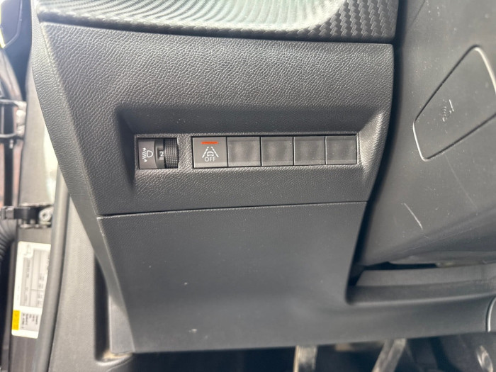 Peugeot 2008 PureTech 100 S&S BVM6 Allure