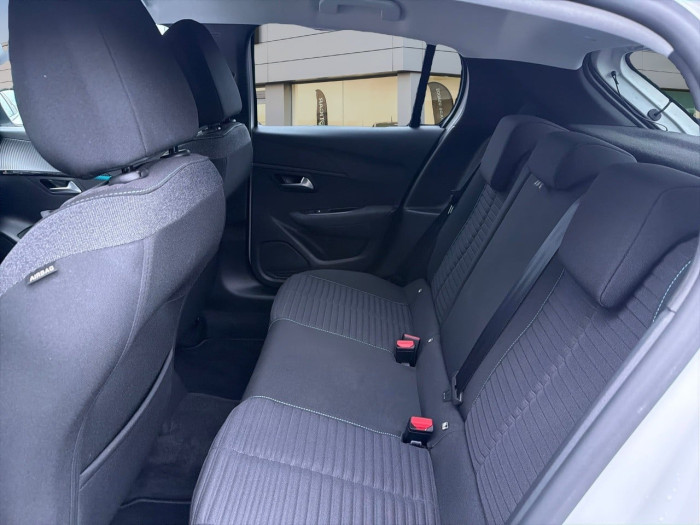 Peugeot 208 PureTech 100 S&S BVM6 Style