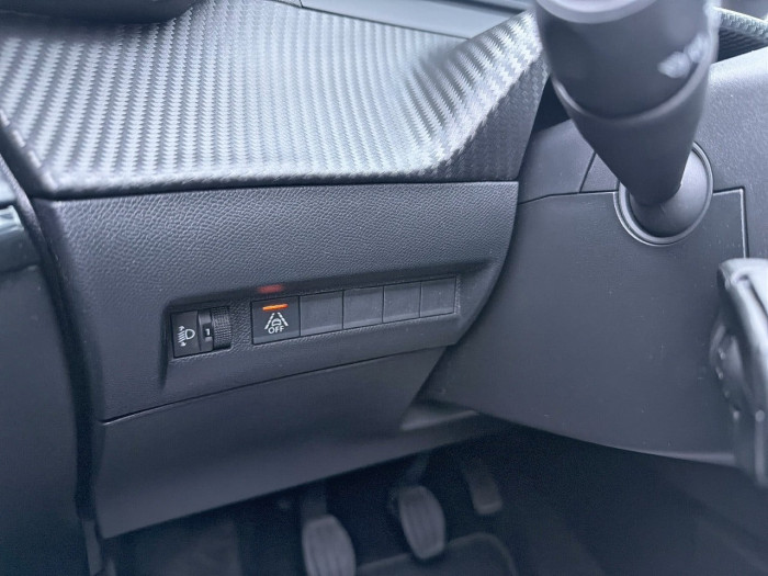 Peugeot 208 PureTech 100 S&S BVM6 Style