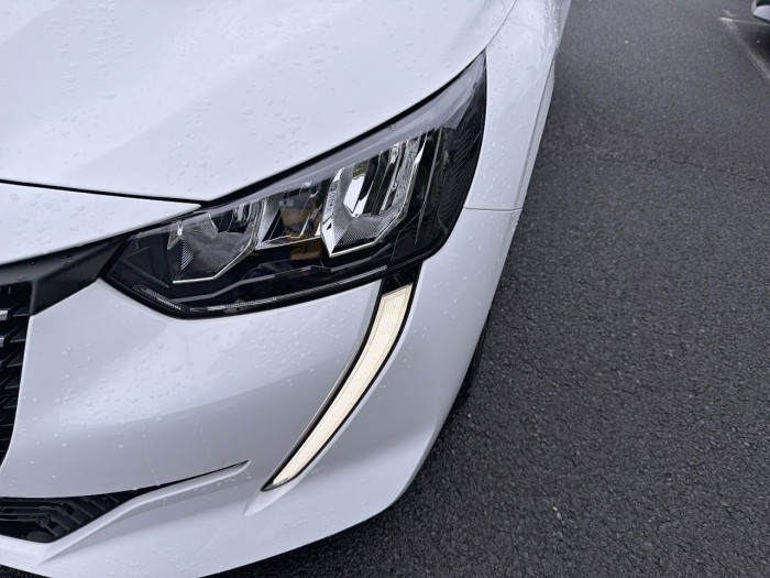 Peugeot 208 PureTech 100 S&S BVM6 Style