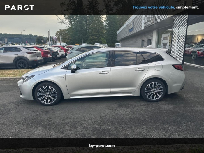 Toyota Corolla Touring Spt 184h Design