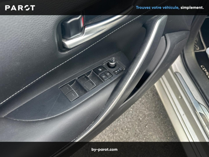 Toyota Corolla Touring Spt 184h Design