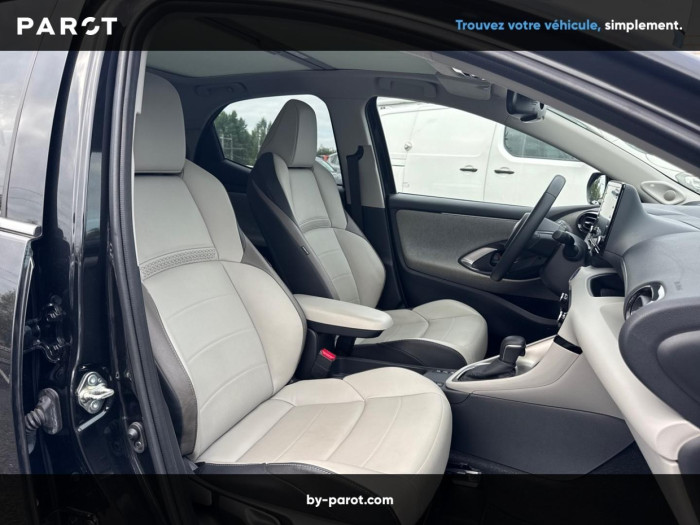 Toyota Yaris 116h Iconic 5p