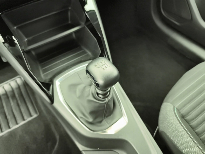 Peugeot 208 PureTech 100 S&S BVM6 Style