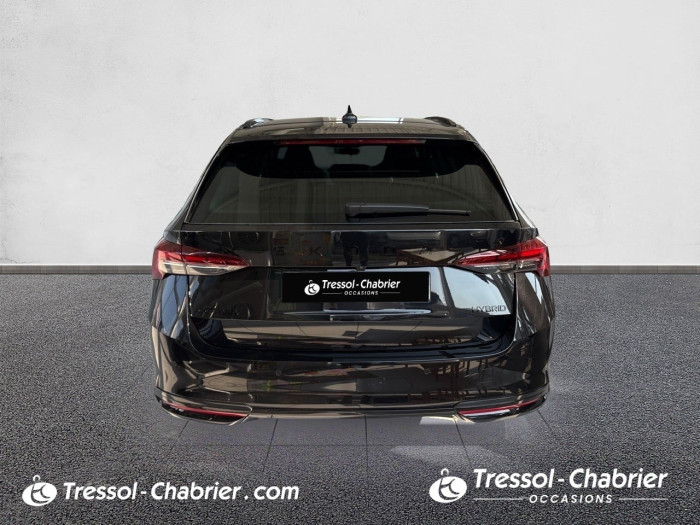 Skoda OCTAVIA COMBI Nouvelle 1.5 TSI Hybrid 150 ch ACT DSG7 Sportline