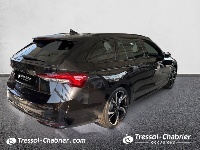 Skoda OCTAVIA COMBI Nouvelle 1.5 TSI Hybrid 150 ch ACT DSG7 Sportline