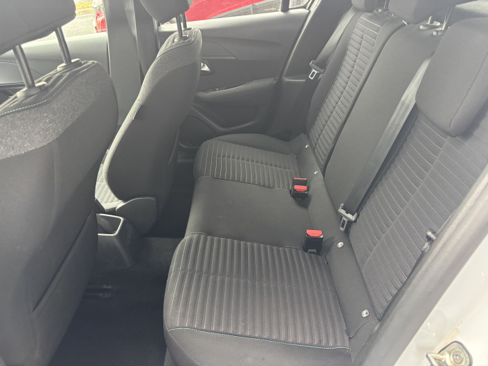 Peugeot 208 PureTech 100 S&S BVM6 Style